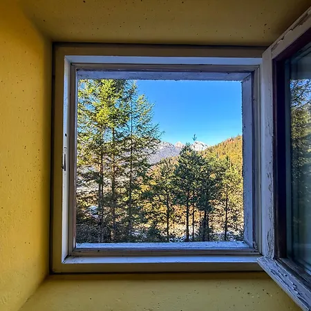 シャレー Auralpina 17min From Cortina